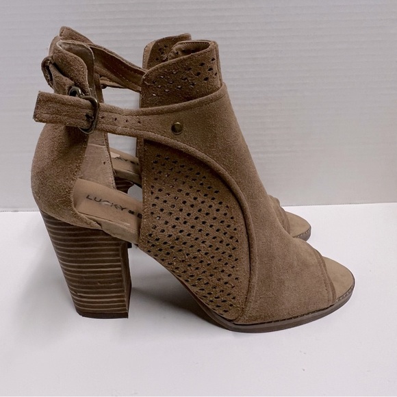 Luck brand taupe suede peep-toe booties, size 9.5 - Picture 1 of 14
